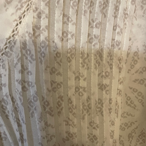 NWT maternity top - Picture 3 of 9